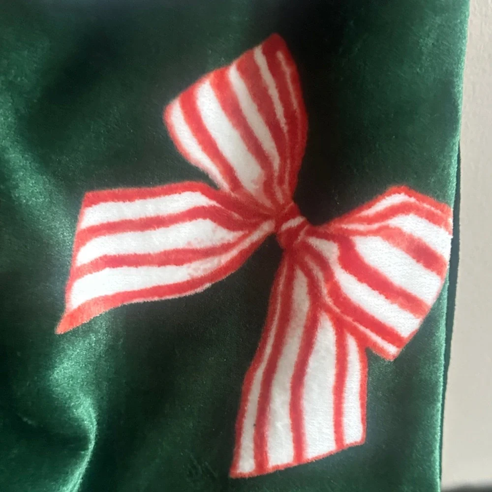Enchante Hokiday Christmas Throw Green Red Bows Soft Plush NEW!